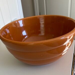 Bauer Beehive Pumpkin Orange Ceramic Mixing Bowl #18